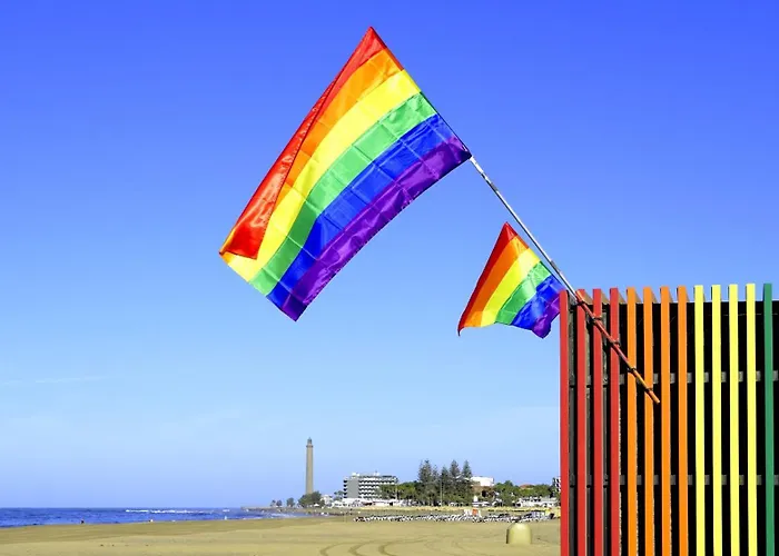 Yumbo Center 1 Bedroom